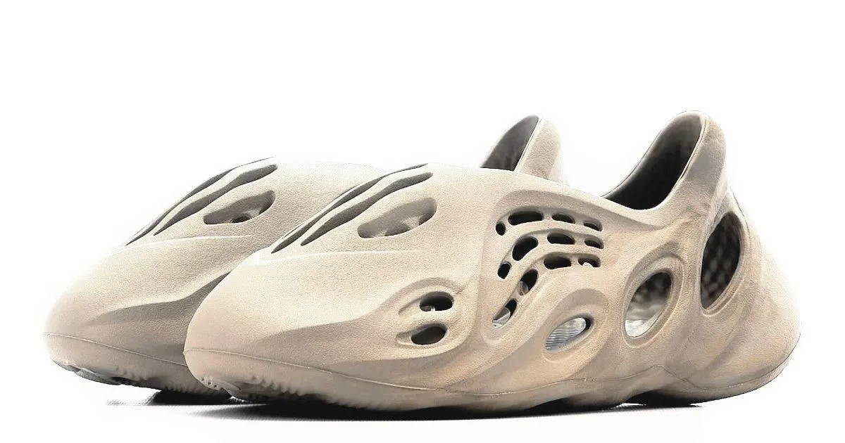Foam Running Shoes Hyped Sneakers Futuristic Runner Sandals
