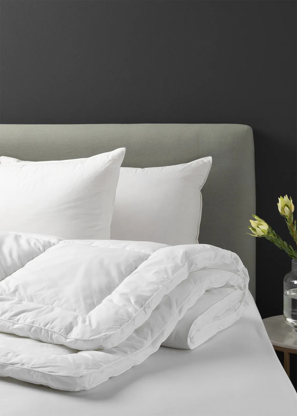 8 Tog Luxury Microfibre Duvet Inner - WHITE