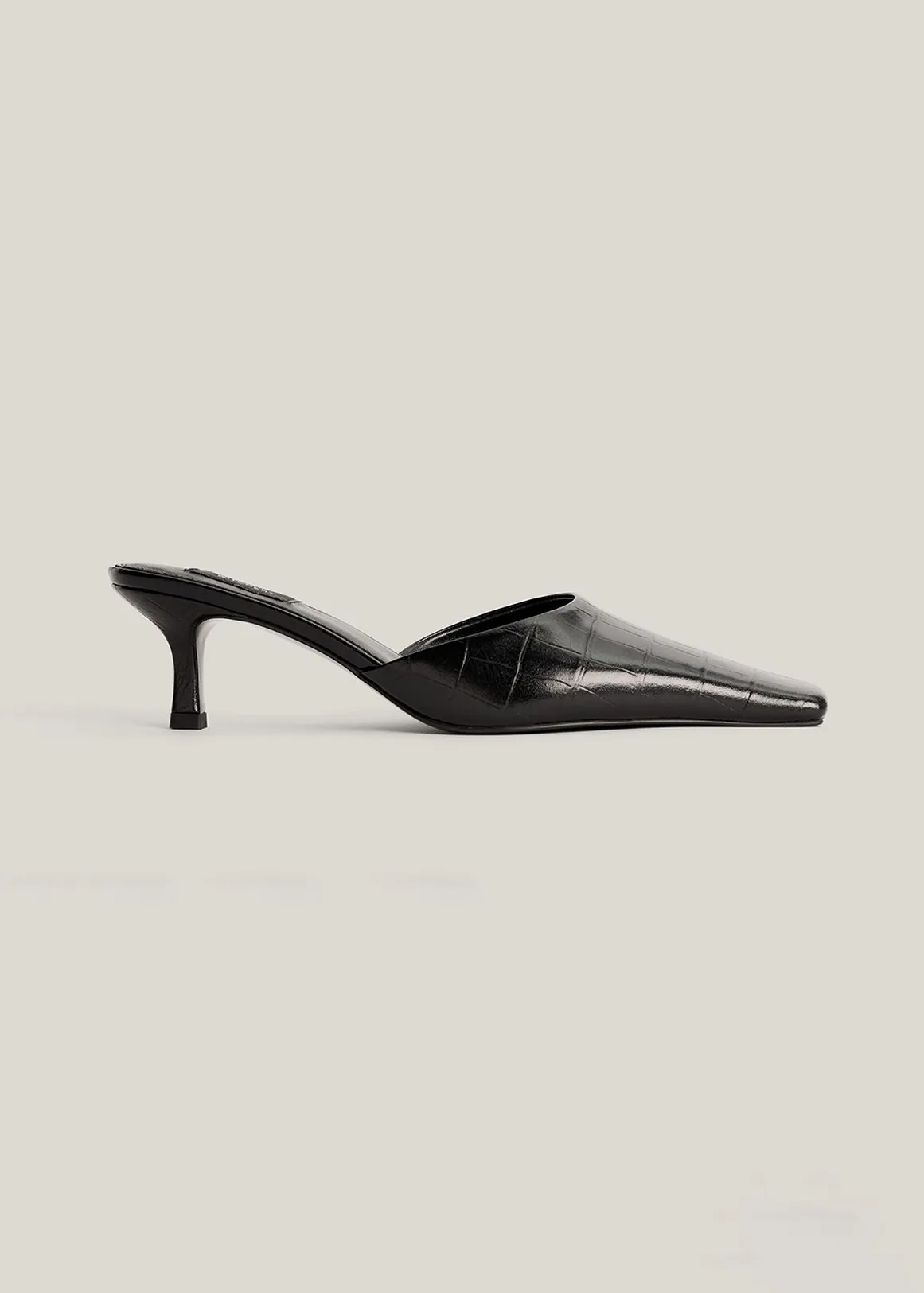 Ash Mules - BLACK