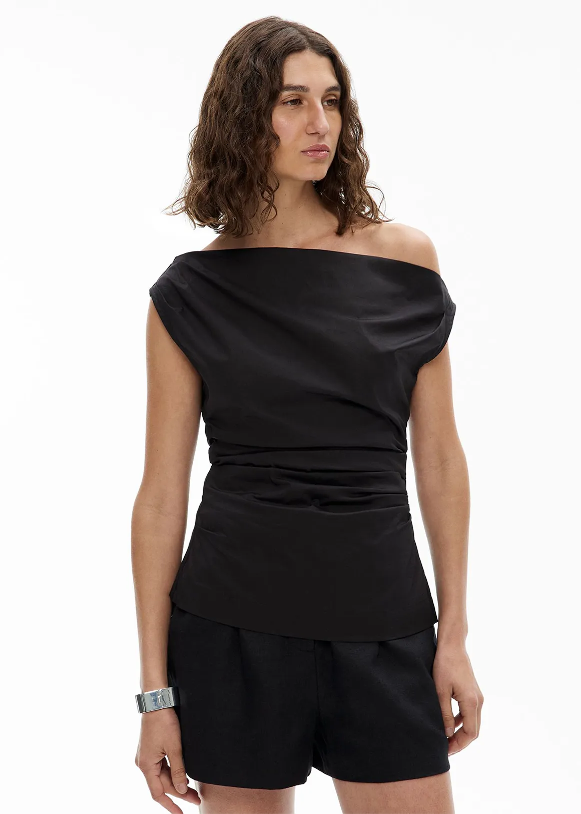 Asymmetric Shoulder Top - BLACK