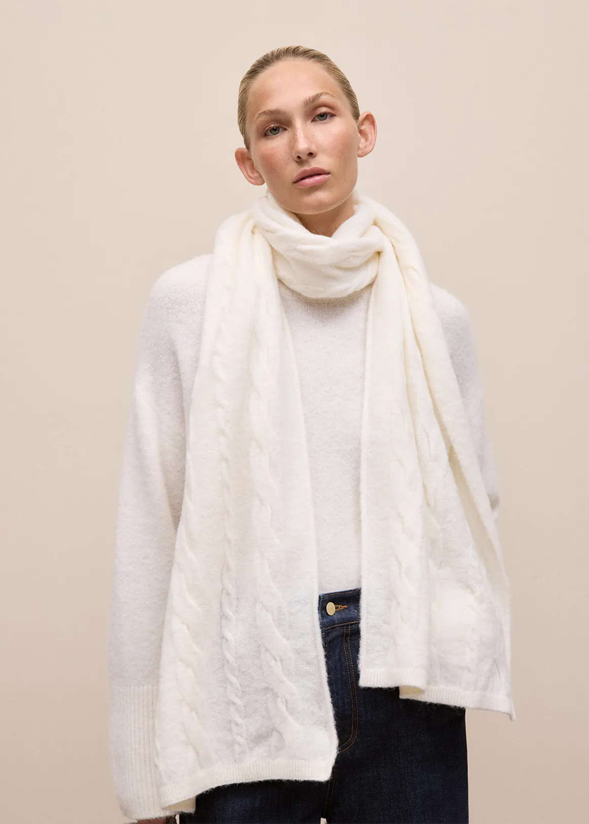 Cable Knit Scarf - MARSHMALLOW