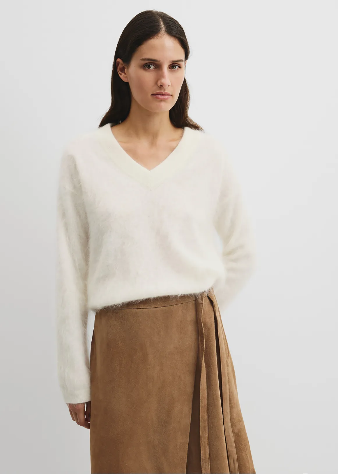 Cashmere V-Neck Knit - BONE
