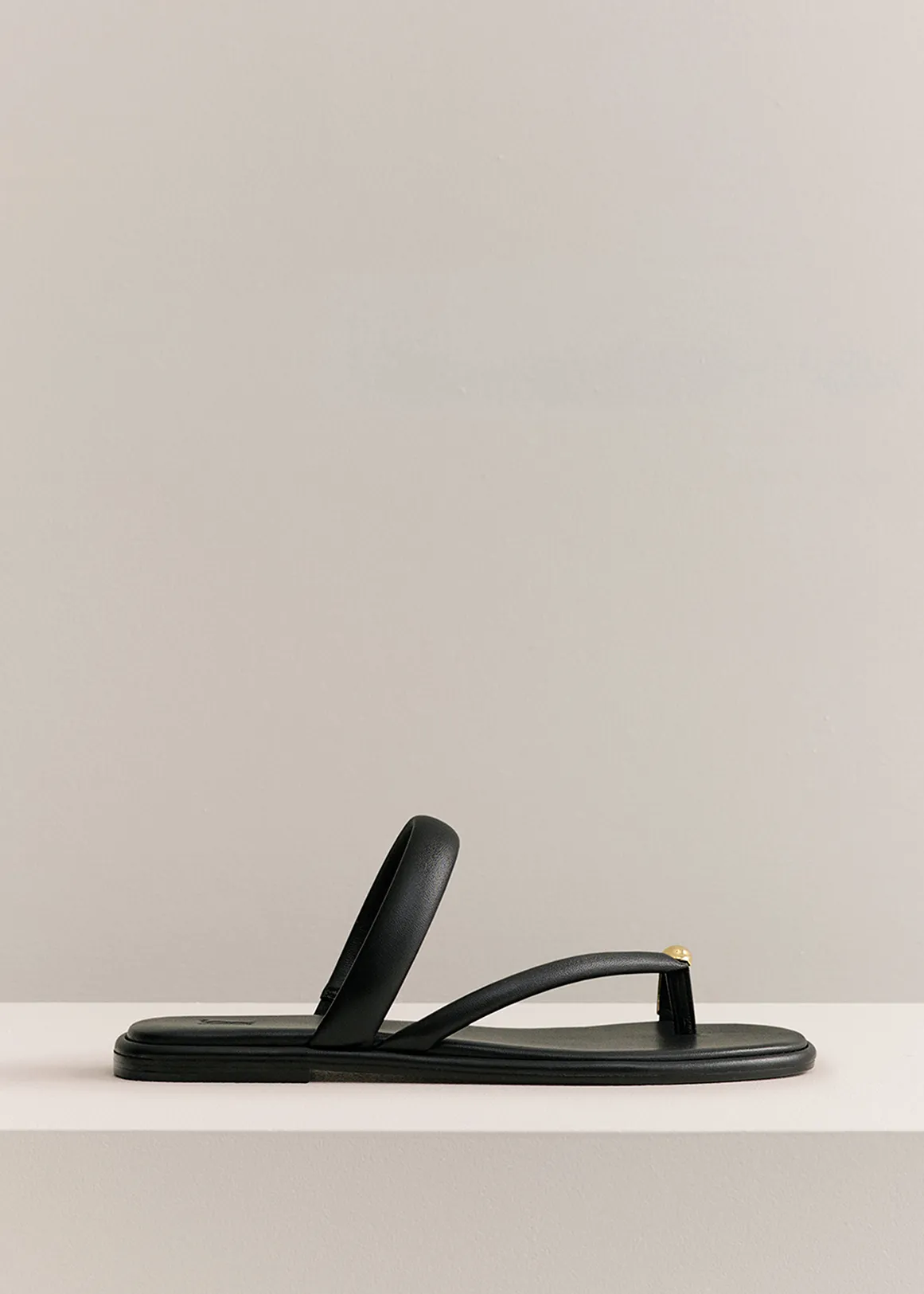 Cora Toe Ring Sandal - BLACK