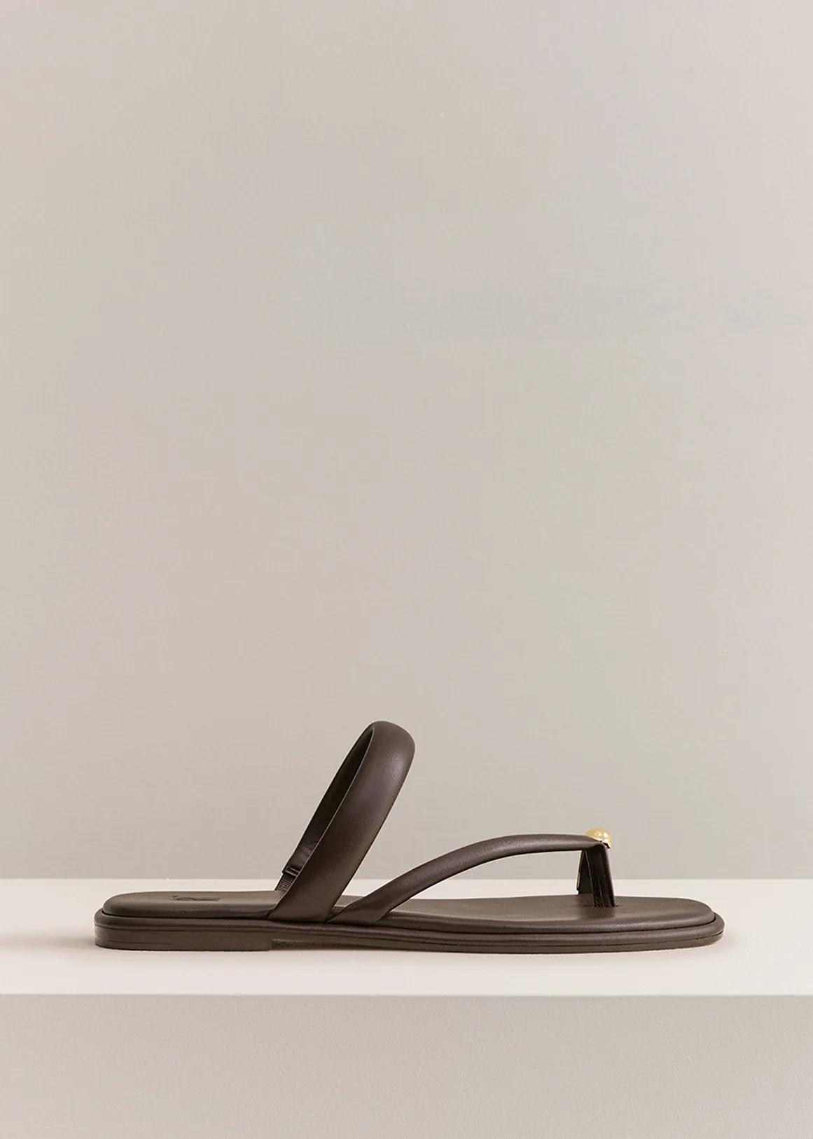 Cora Toe Ring Sandal - CHOCOLATE