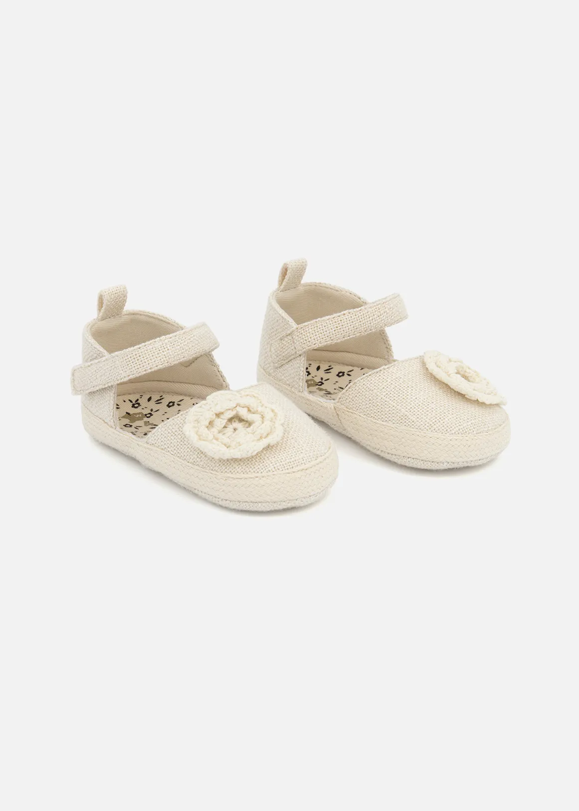 Crochet Flower Pram Shoes - NATURAL