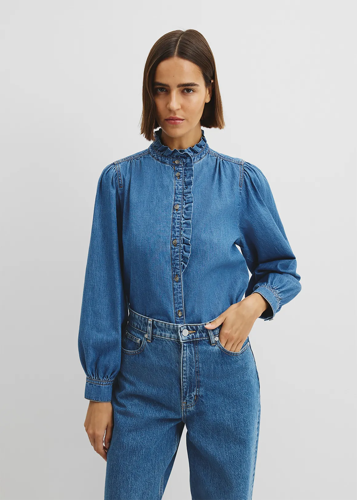 Denim Long Sleeve Ruffle SH - MID BLUE WASH