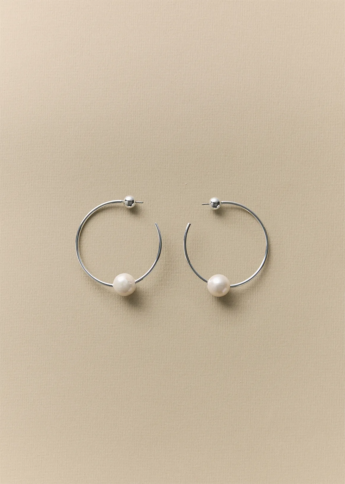 Eloise Pearl Hoop Earrings - SILVER