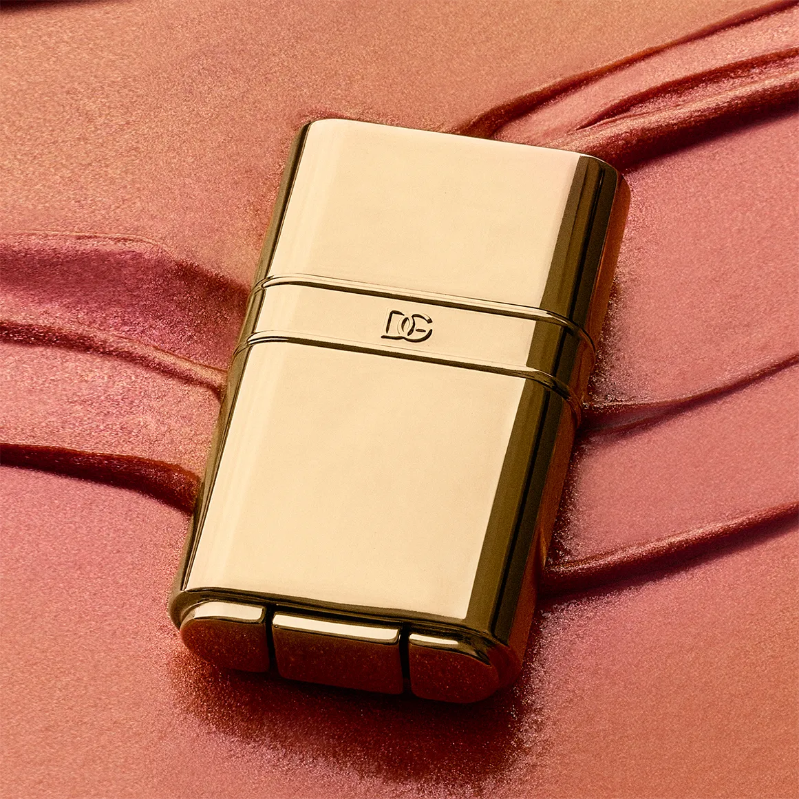 Glazelighter Glowpalescent All Over Highlighter - PINK