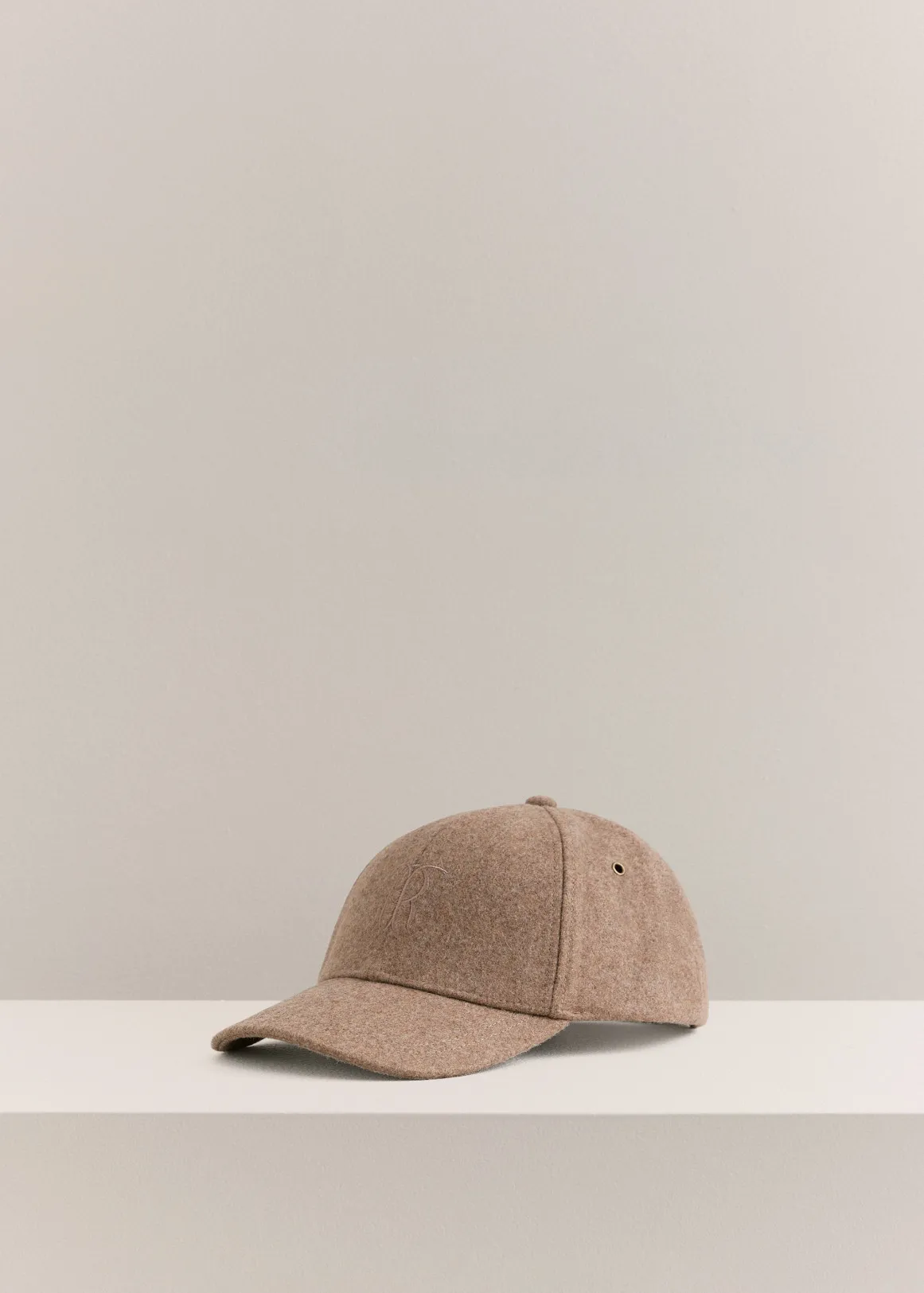 Leo Wool Blend Monogram Cap - SIERRA