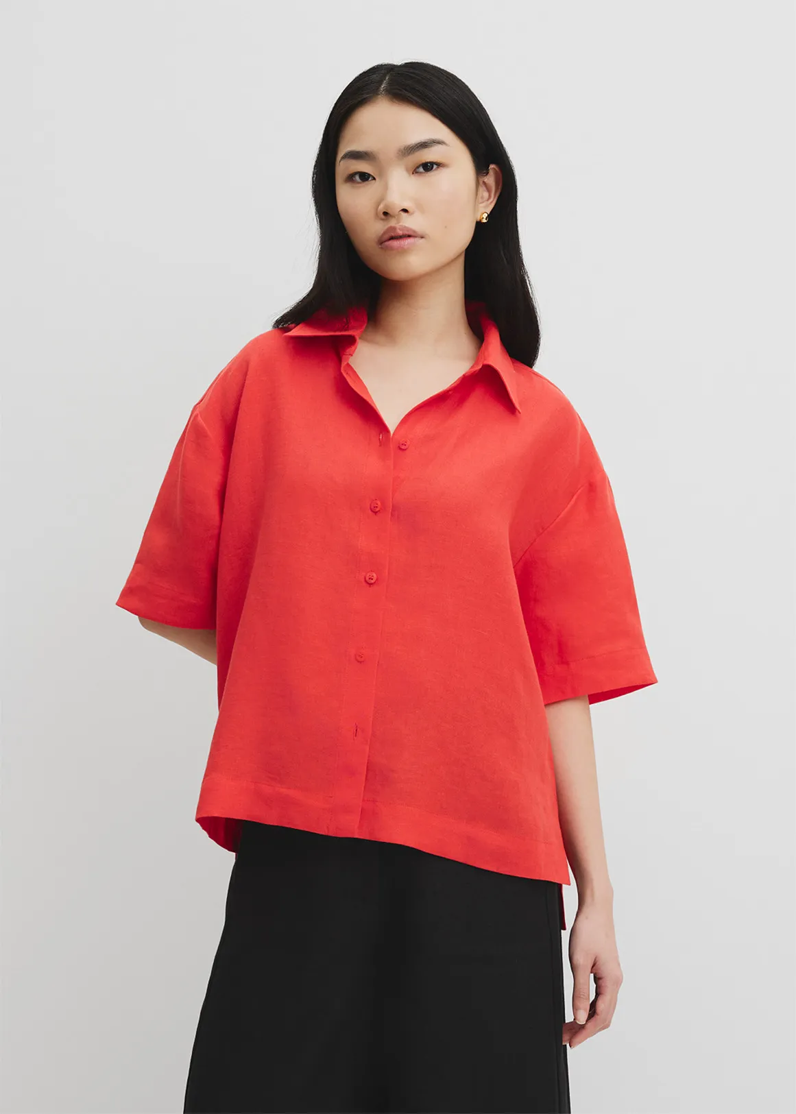 Organically Grown Linen Short Sleeve Shirt - VIVID RED