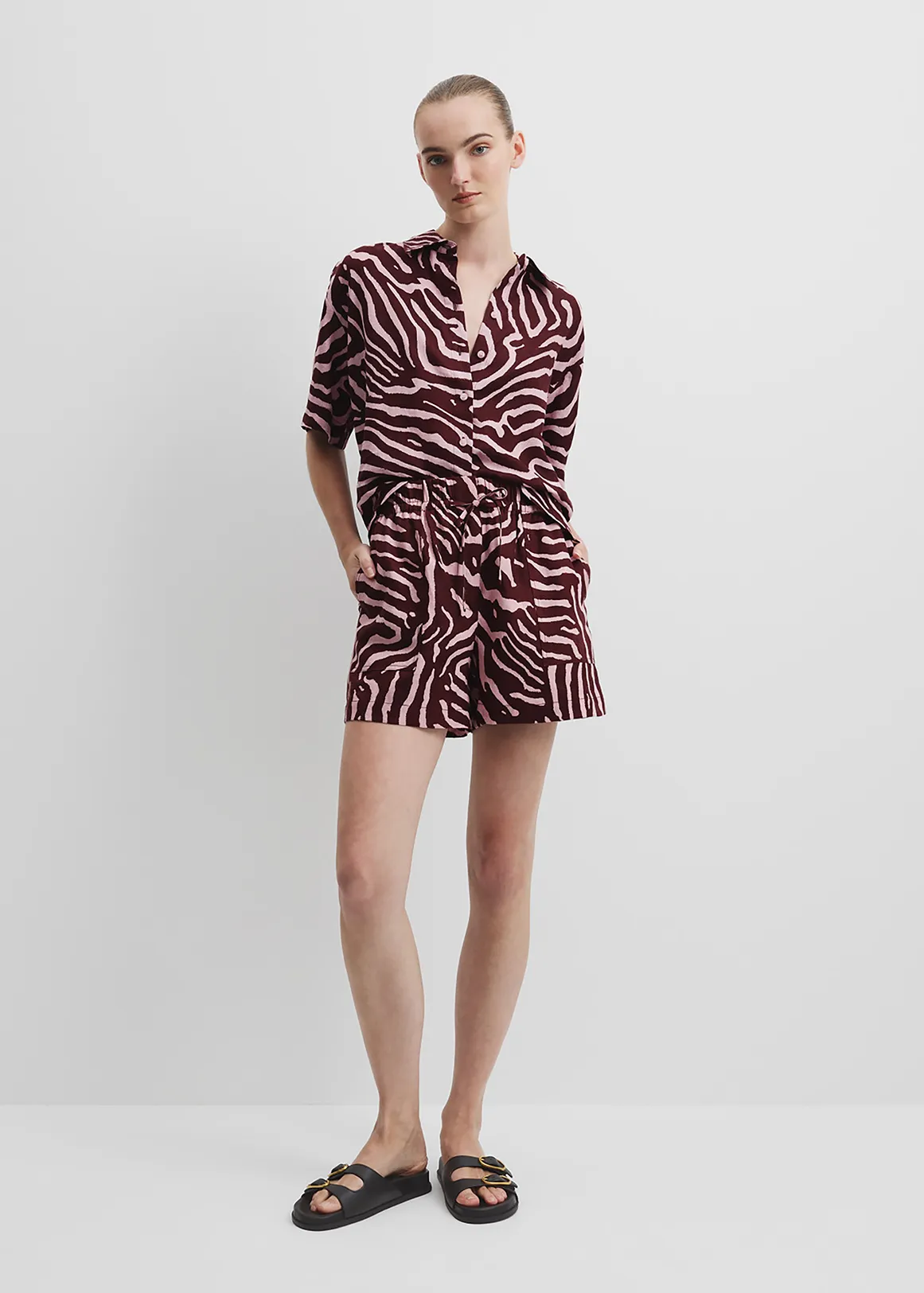 Organically Grown Print Tie Detail Linen Short - PLUM ZEBRA