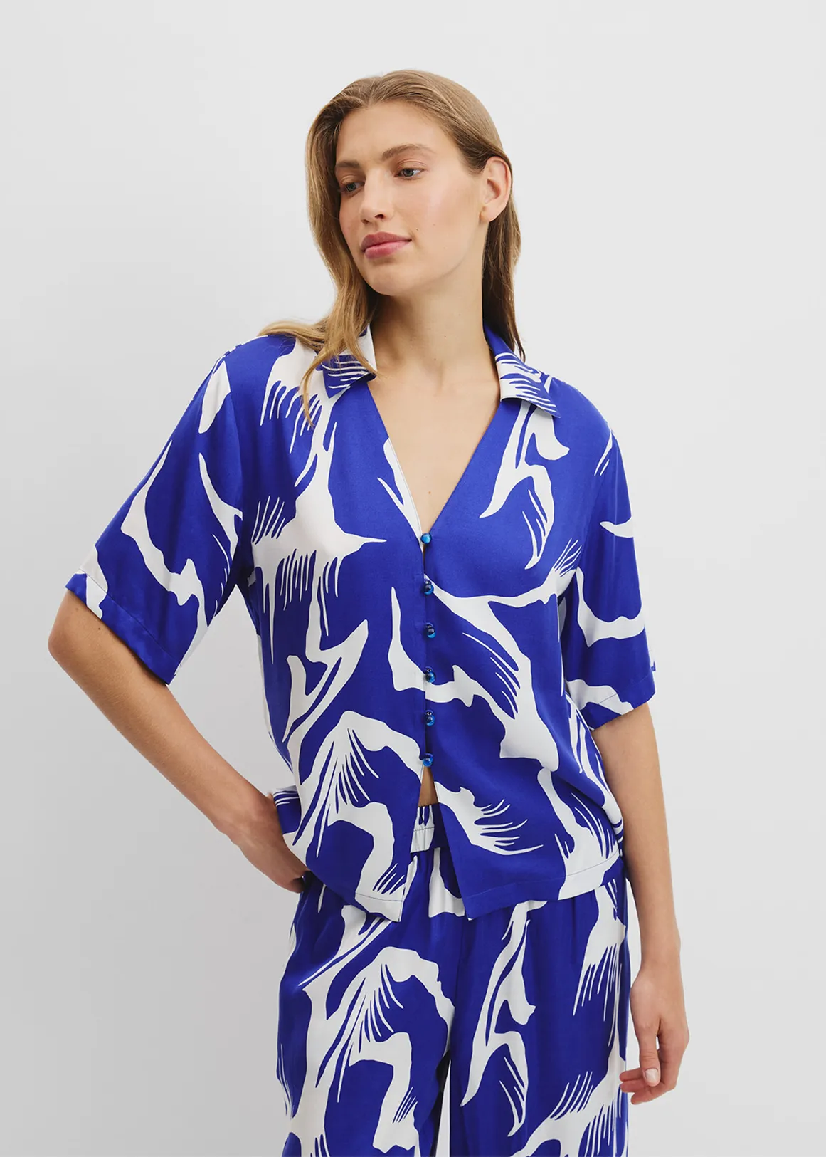 Print Cupro Button Top - BRUSHED GEO