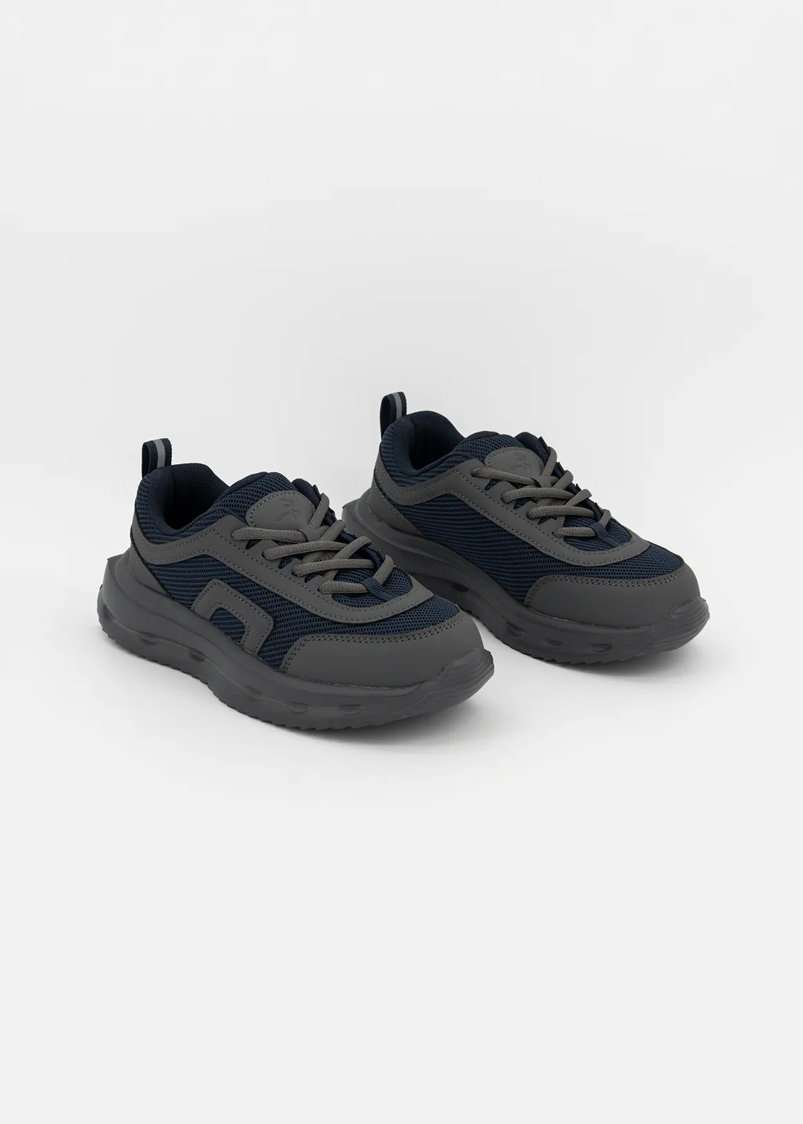 School Sports Trainers (Size 2-8) Older Boy - X GREY