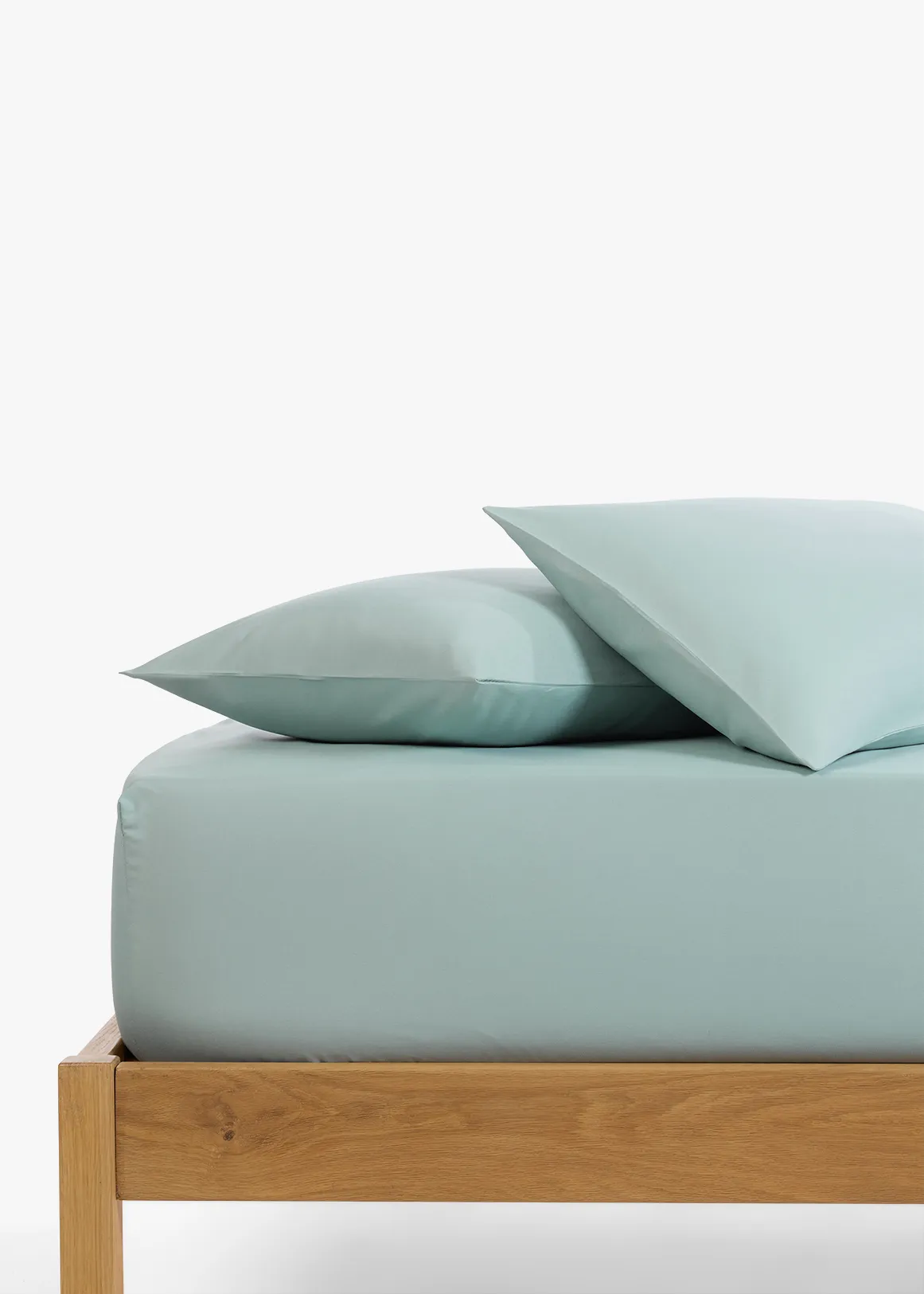 Silky Soft Hypoallergenic Recycled Microfibre Fitted Sheet Set - LIGHT BLUE