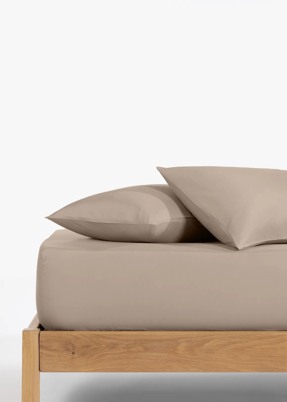Silky Soft Hypoallergenic Recycled Microfibre Fitted Sheet Set - LIGHT CAMEL