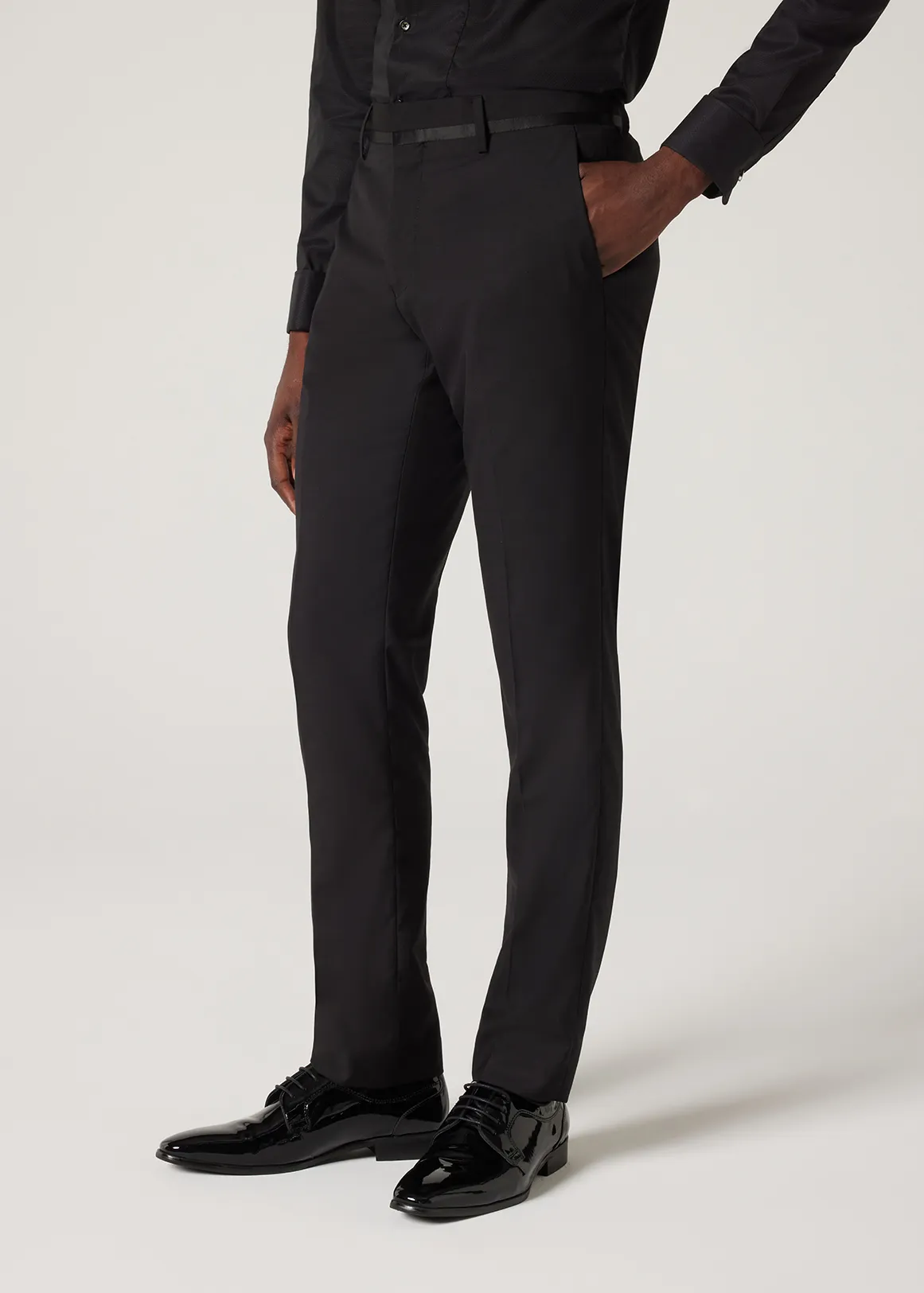 Slim Fit Tuxedo Pant - BLACK CHINTZ