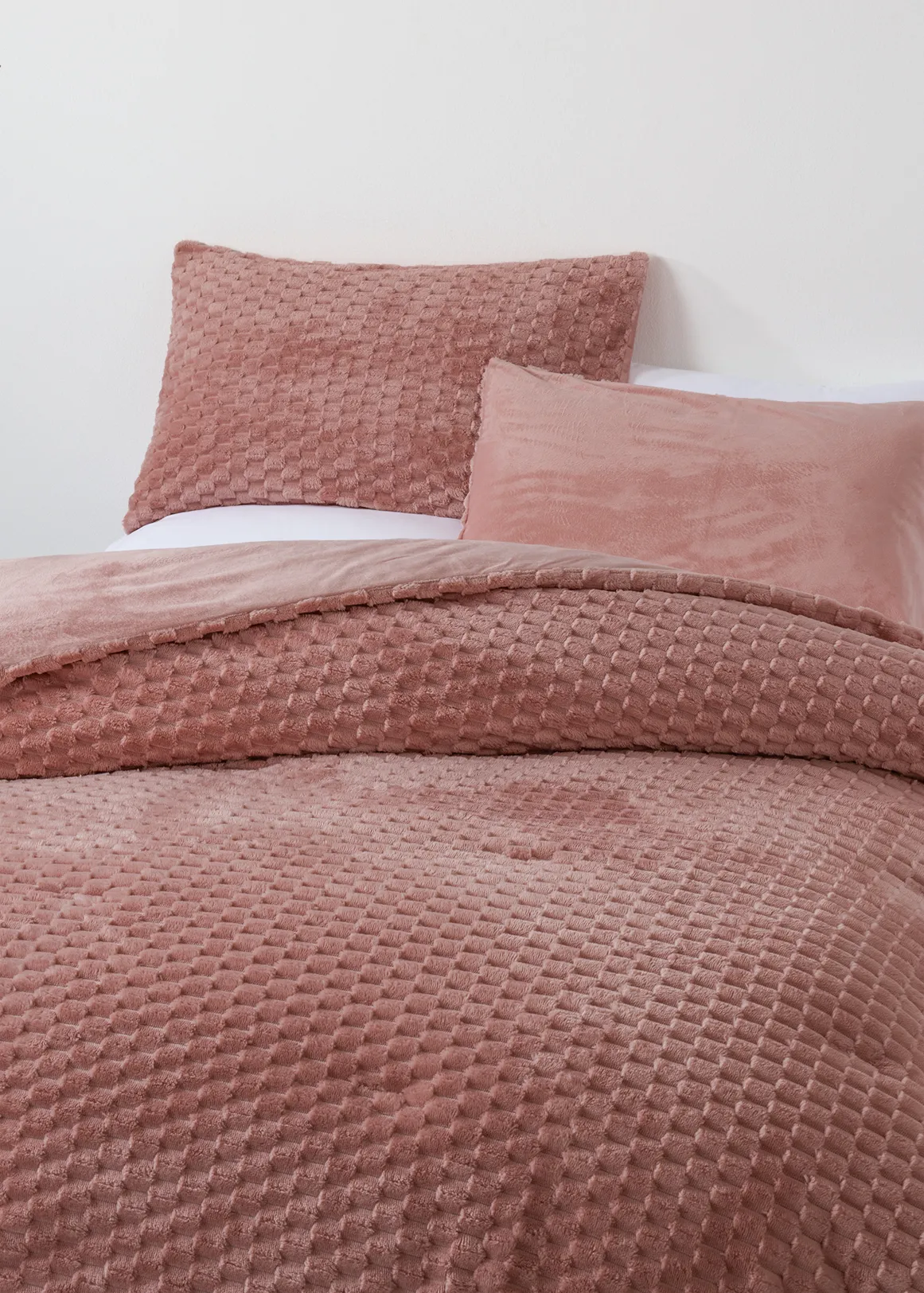 Textured Fleece Comforter Set - DUSTY PINK