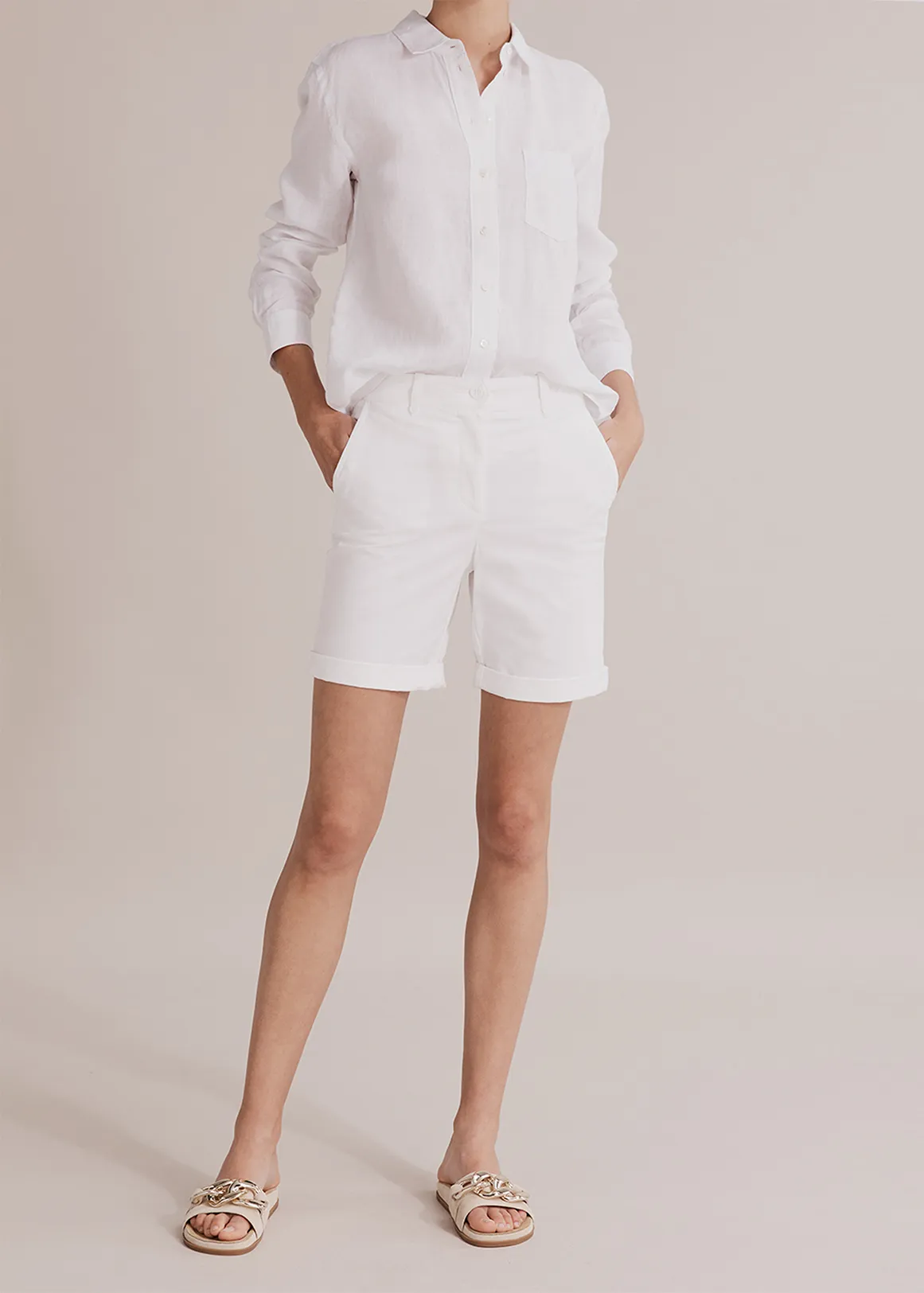 Twill Walk Short - WHITE