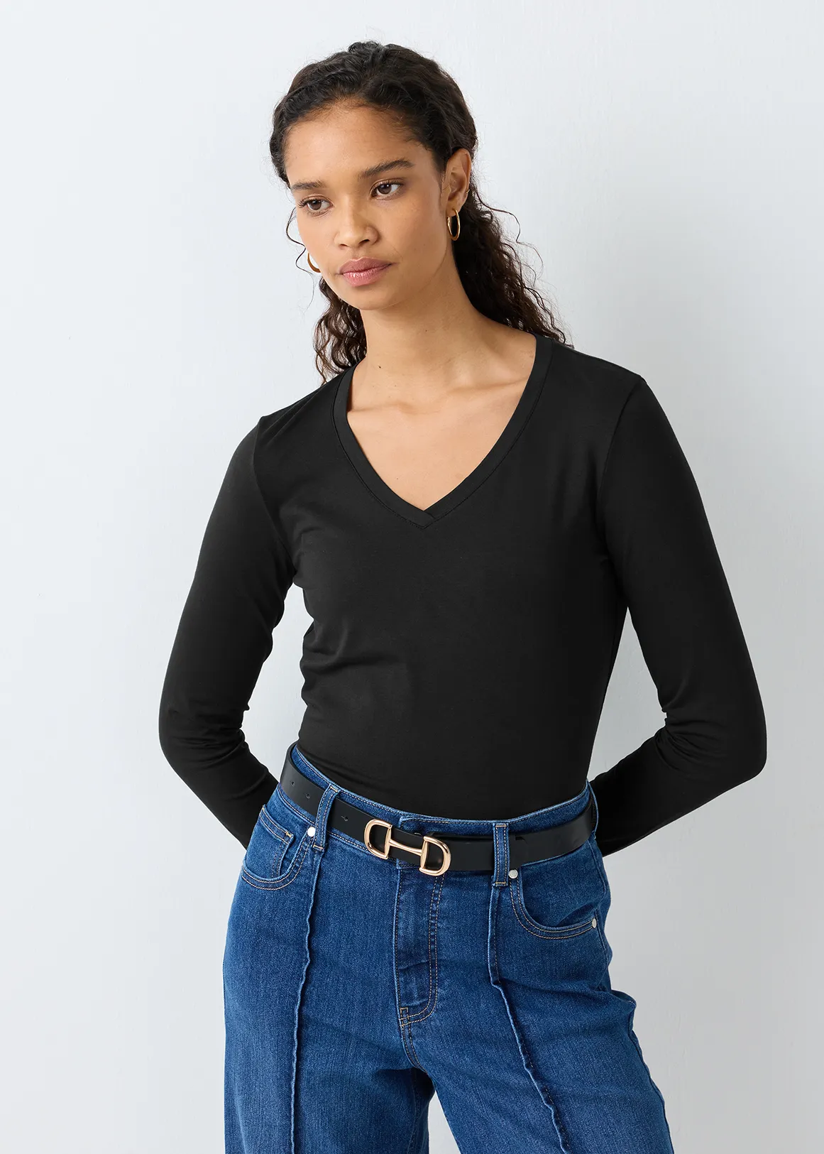 V-neck Slim Fit Modal Blend T-shirt - BLACK