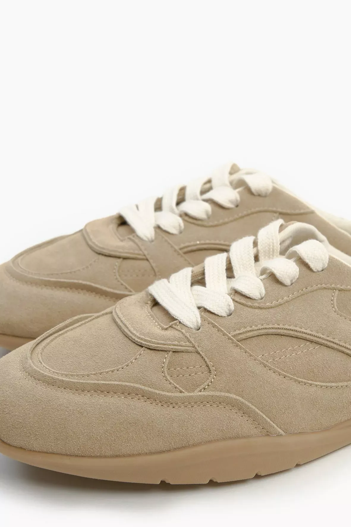 Slip-on Sneaker