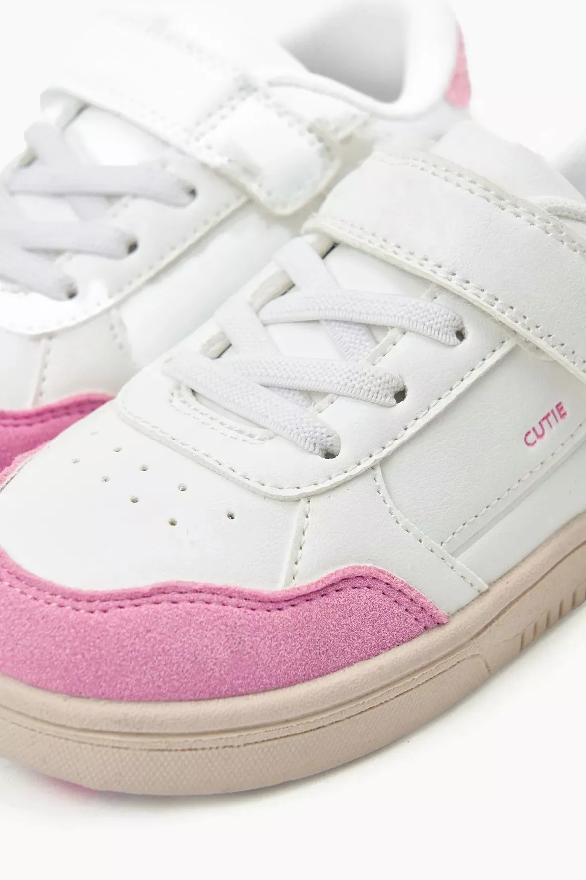 Retro Sneaker