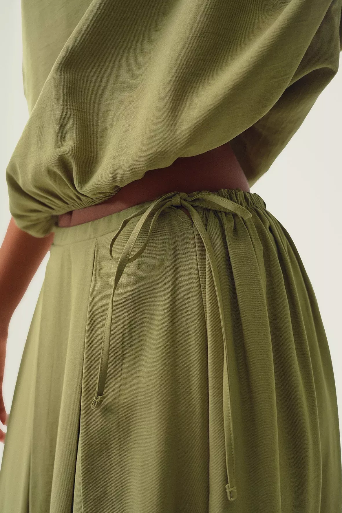 Full Skirt