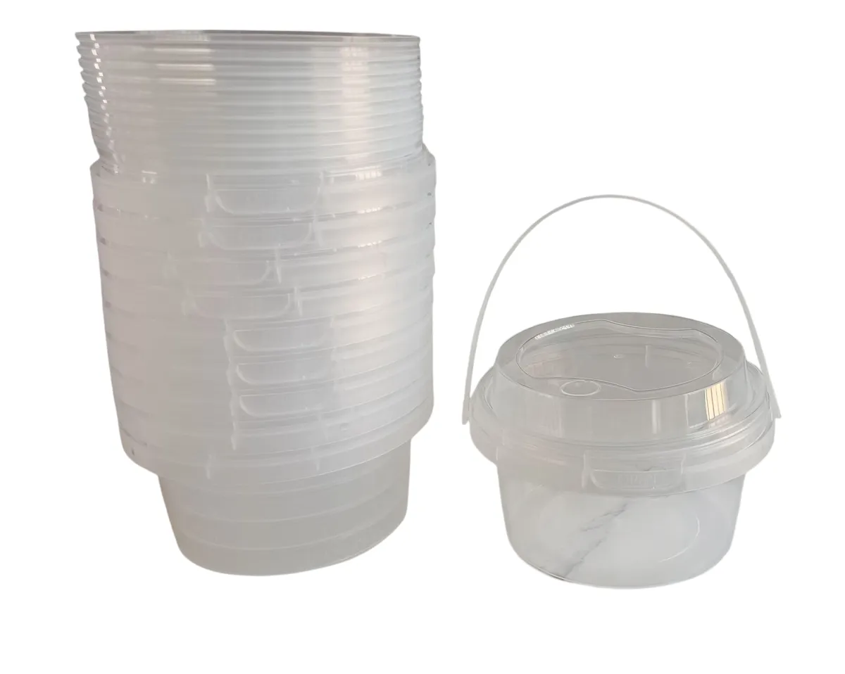 Sweets packaging cups