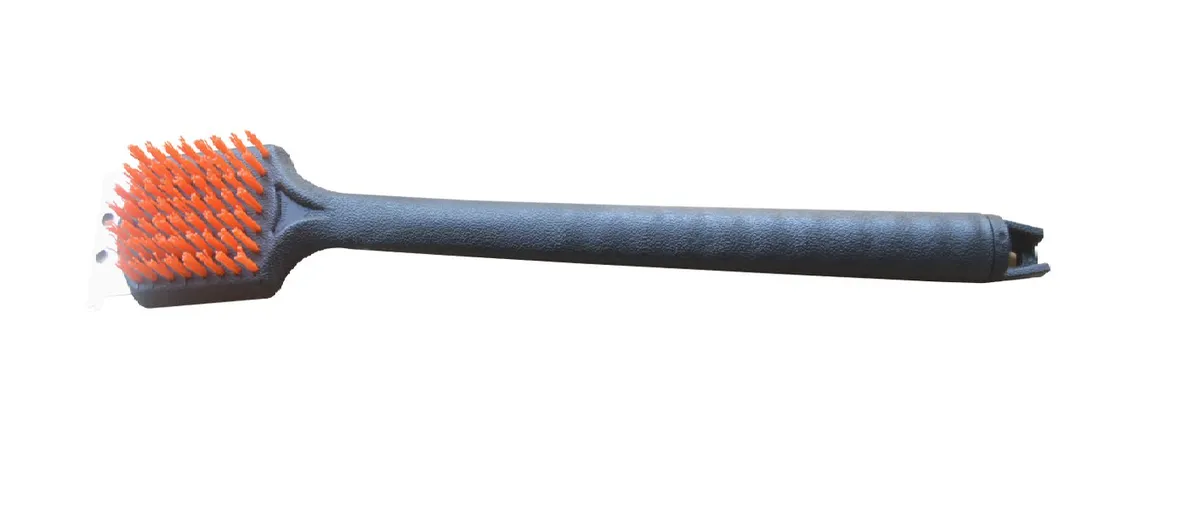 Alva - Long Handle Nylon Bristle Braai Brush With Scraper