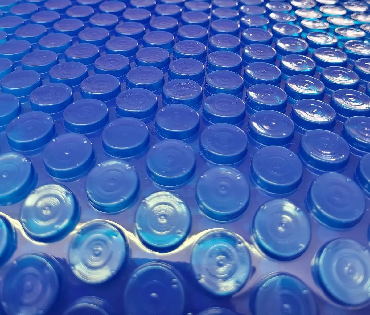 8.5m x 4.5m 500 Micron - Blue Power Bubble Swimming Pool Solar Cover