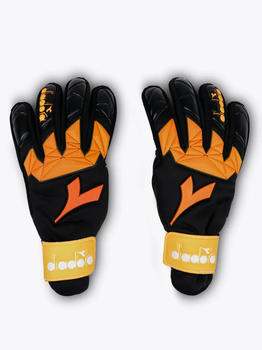 Diadora Lea Match GS Kids and Teens Soccer/ Football Goalkeeper Gloves