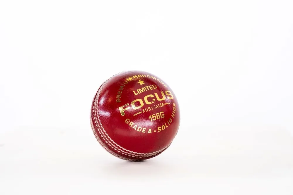 Focus Select Series Cricket Match Ball 2-piece135g - Red