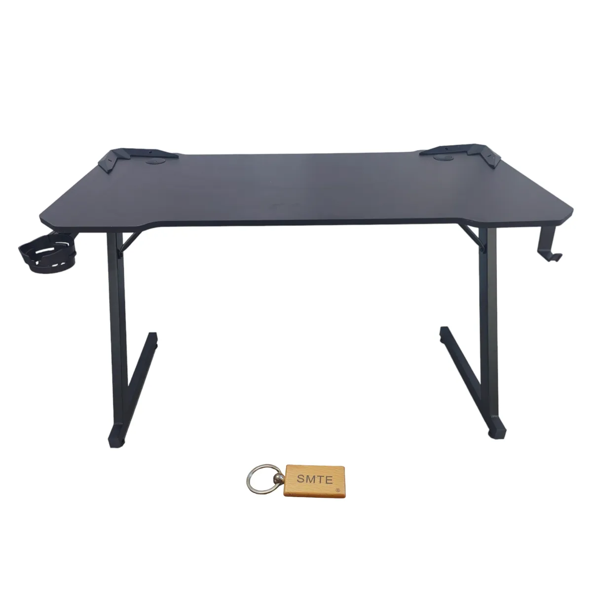 Smte- Ultimate Gaming Computer desk C10-GT-2201-72 +Keyring