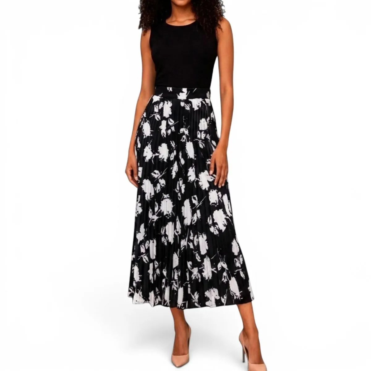 GlammeFab Floral Print Pleated Skirt - Black/White
