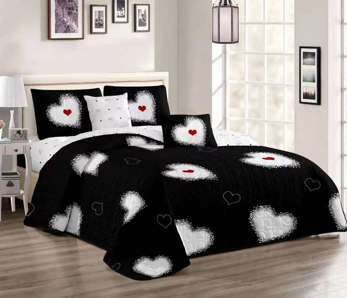 Quilt Set 5 Piece White Heart Bedspread Set