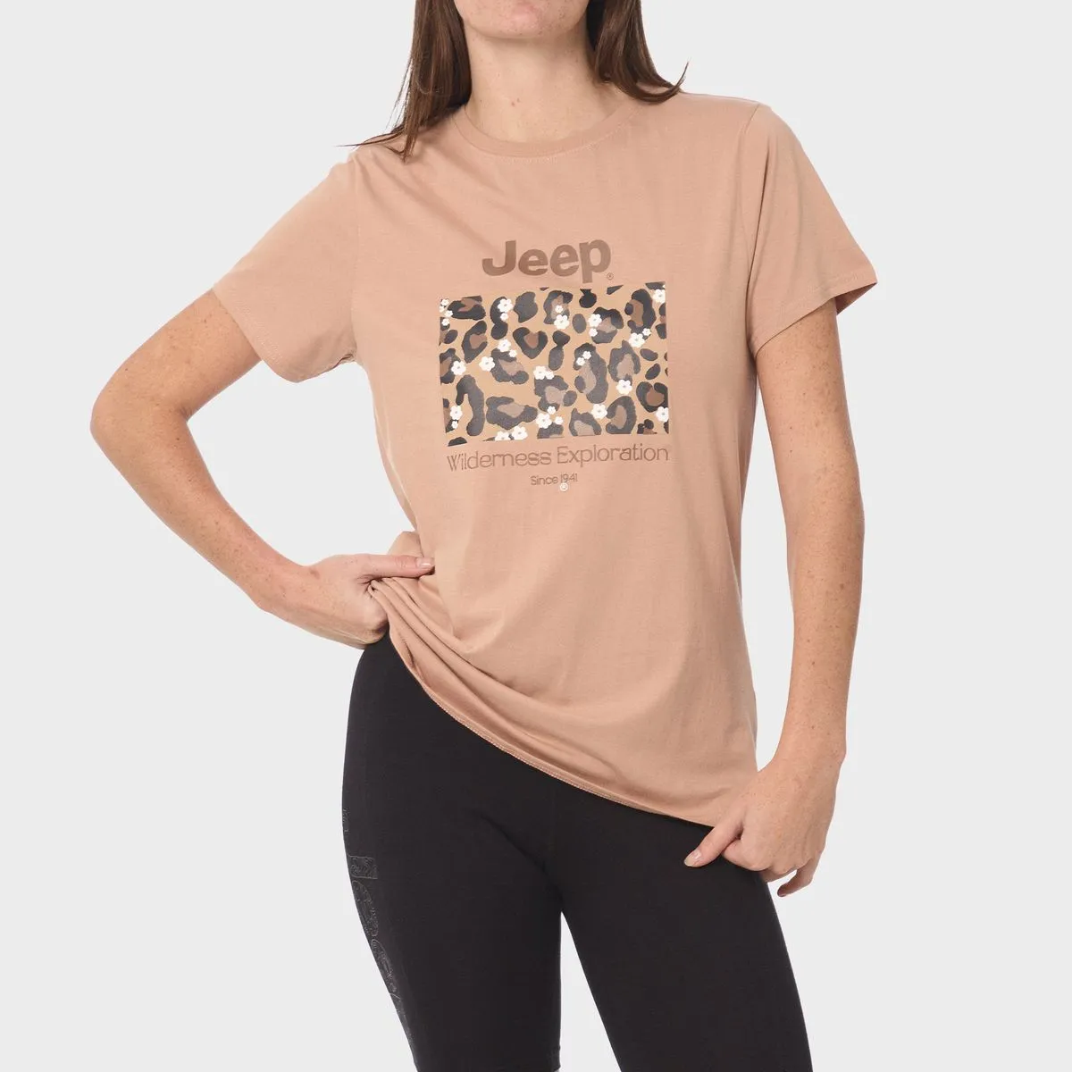 Fashion Square Leopard Tee Brown