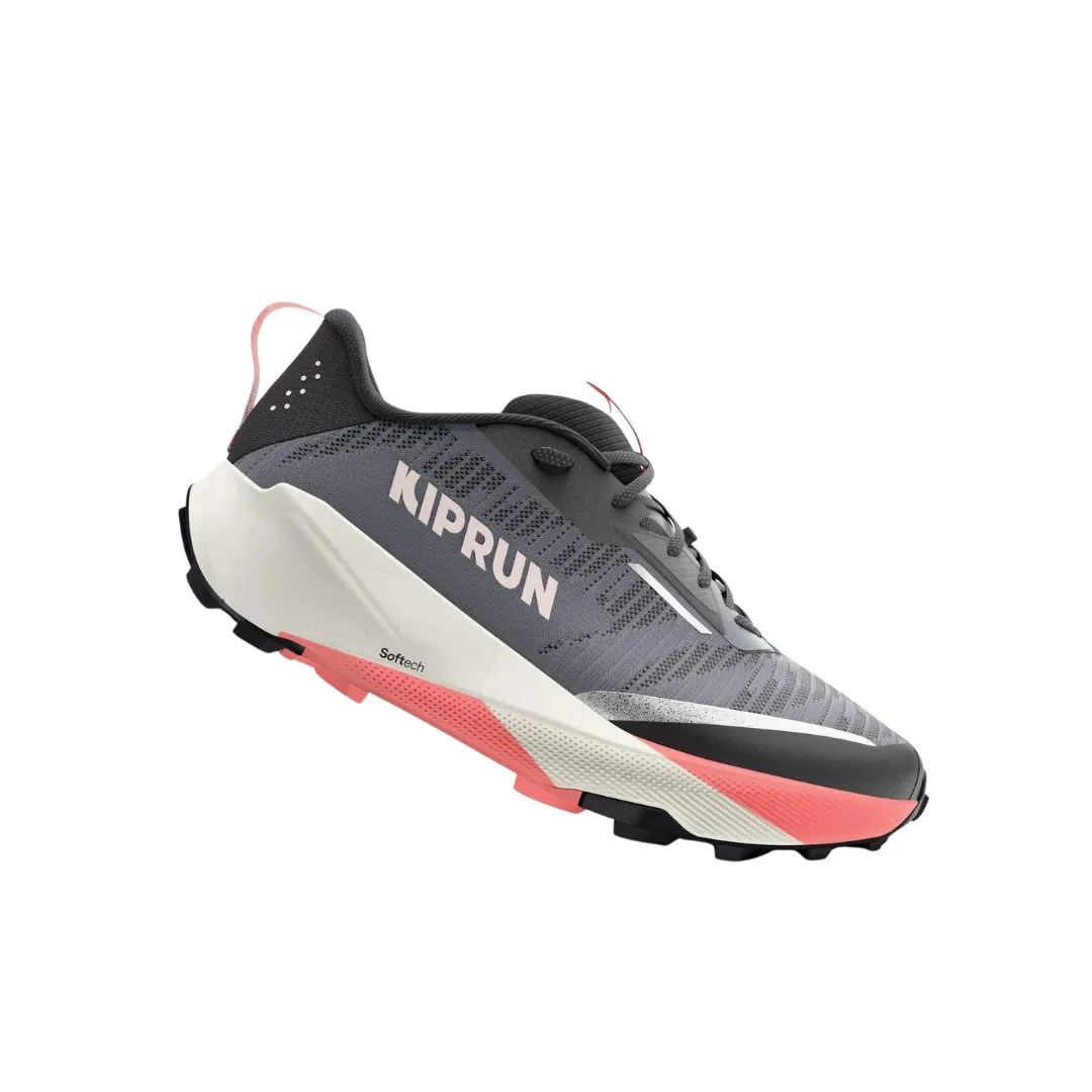 Women's trail running shoes