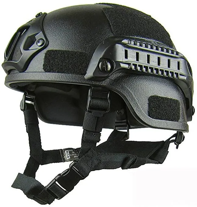 Lightweight Tactical Helmet For Outdoor Paintball