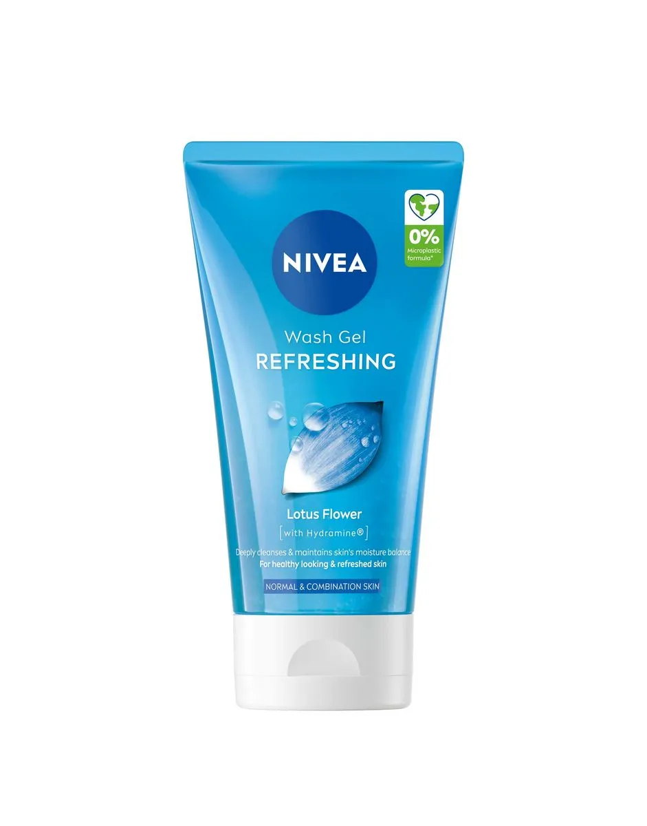 NIVEA Refreshing Face Wash with Moisturising Vitamin E, 150ml