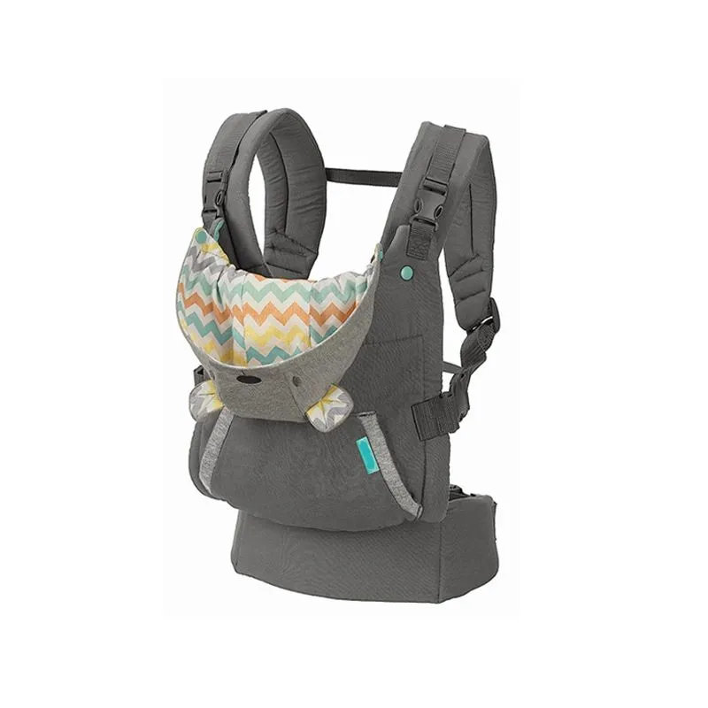 A double-shoulder baby carrier that frees the mother's hands