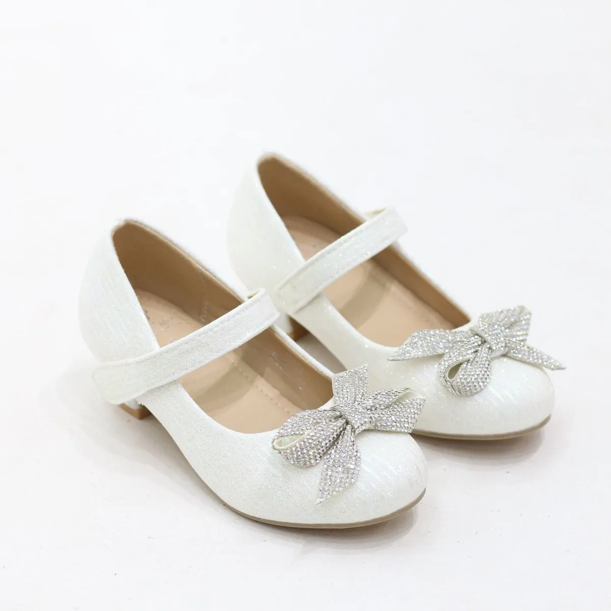 LaMara Paris Aviya Elegant Infant Girls Bow-Detail Glossy Kitten Heel Pumps