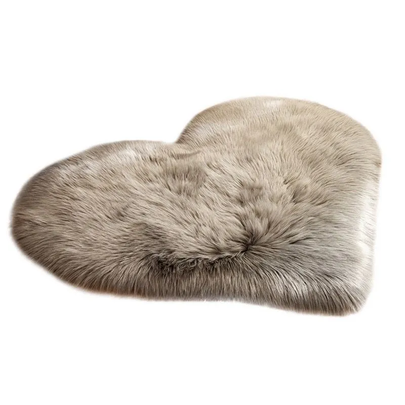 Home Rug Super Soft Faux Fur Heart - Grey - L