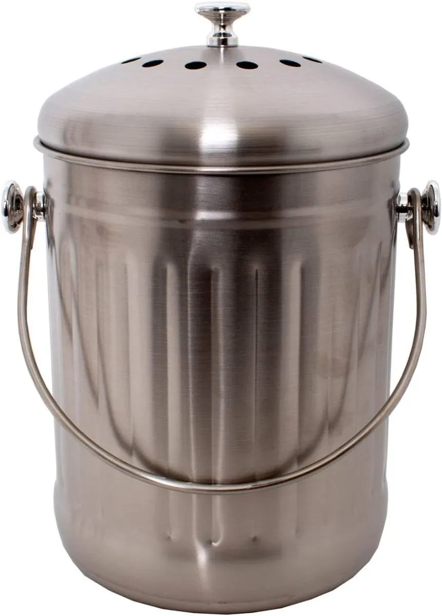 Odorless Kitchen Composting Pail with Carbon Filters