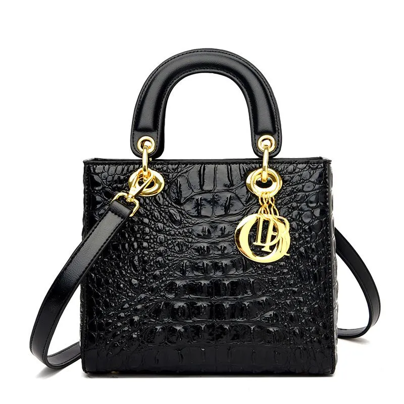 High-Quality Luxury Leather Shoulder Bag. - Black