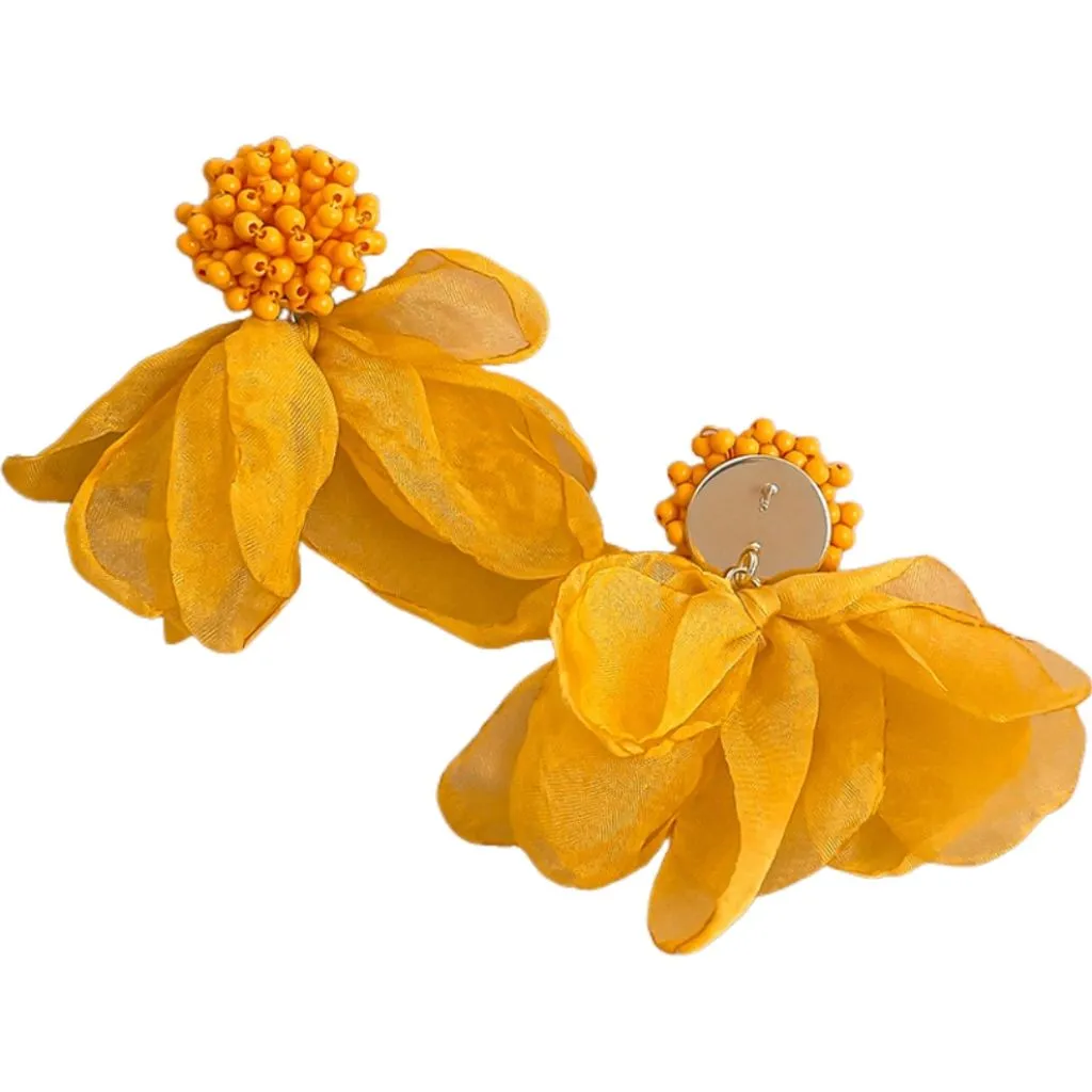 Vintage Acrylic Lace Flower Earrings