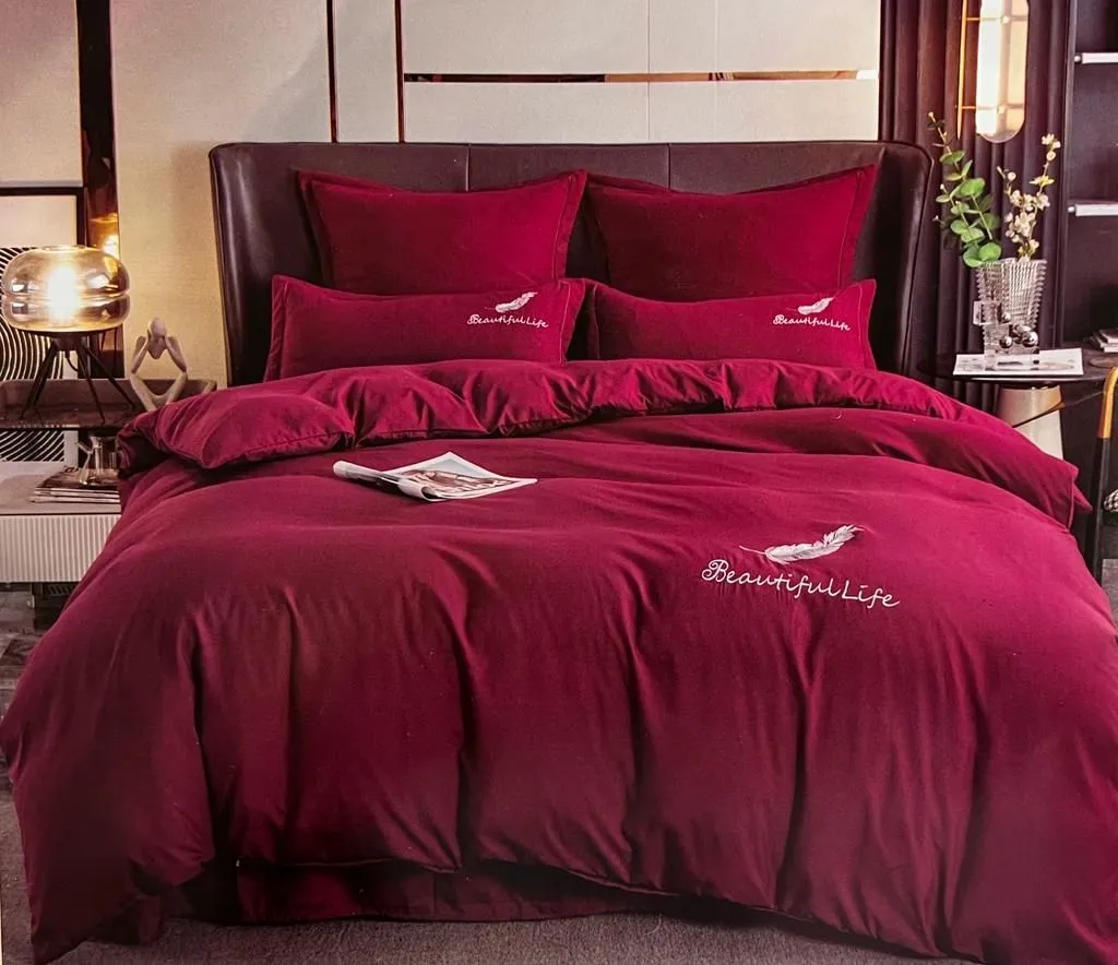 Cotton Plain Beautiful Feather Queen Duvet Cover - Red