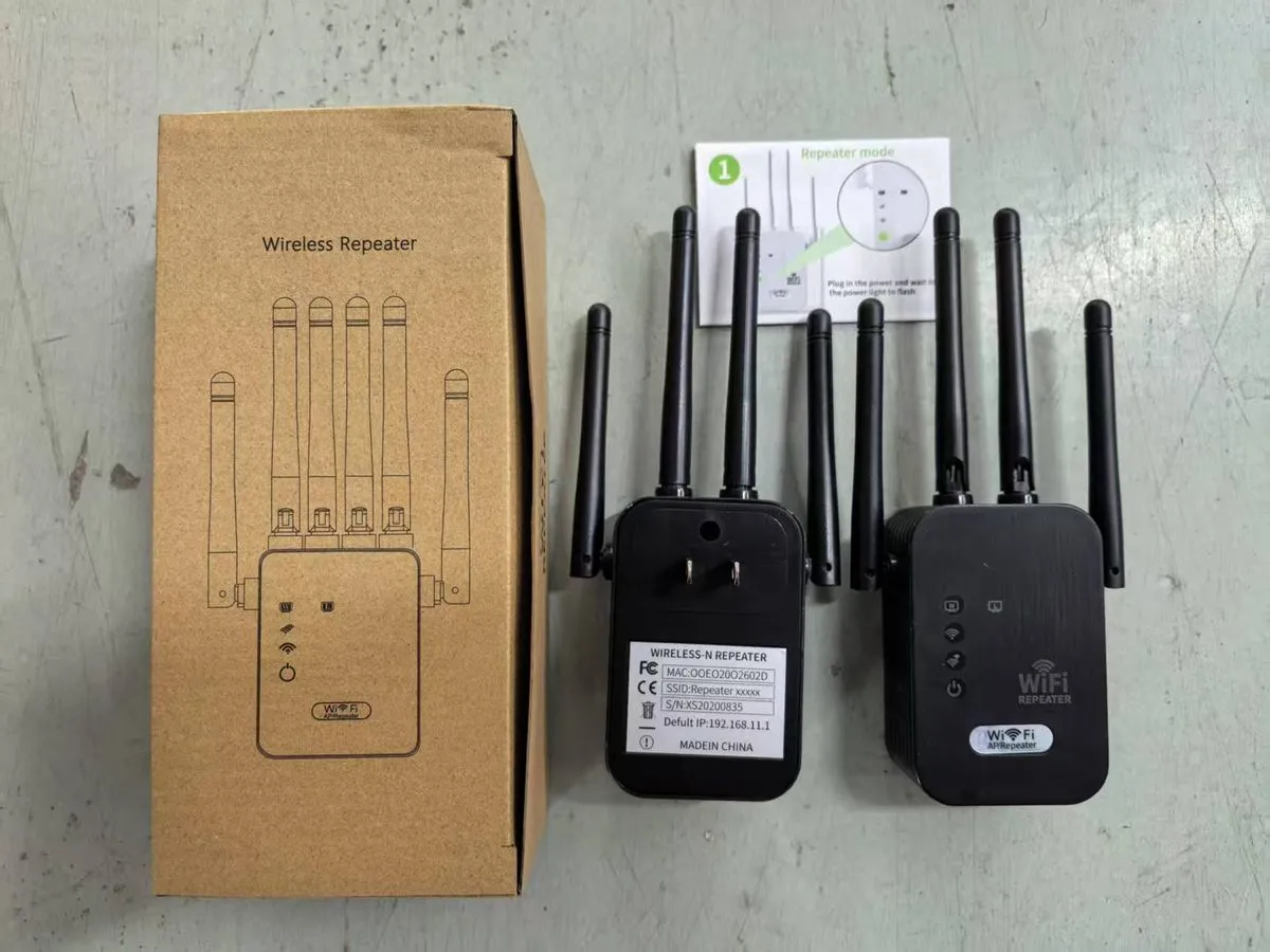 WIFI Signal Booster Four Antennas Home Wall-Penetrating Wireless Network - 1200M Four Antennas - Eu…