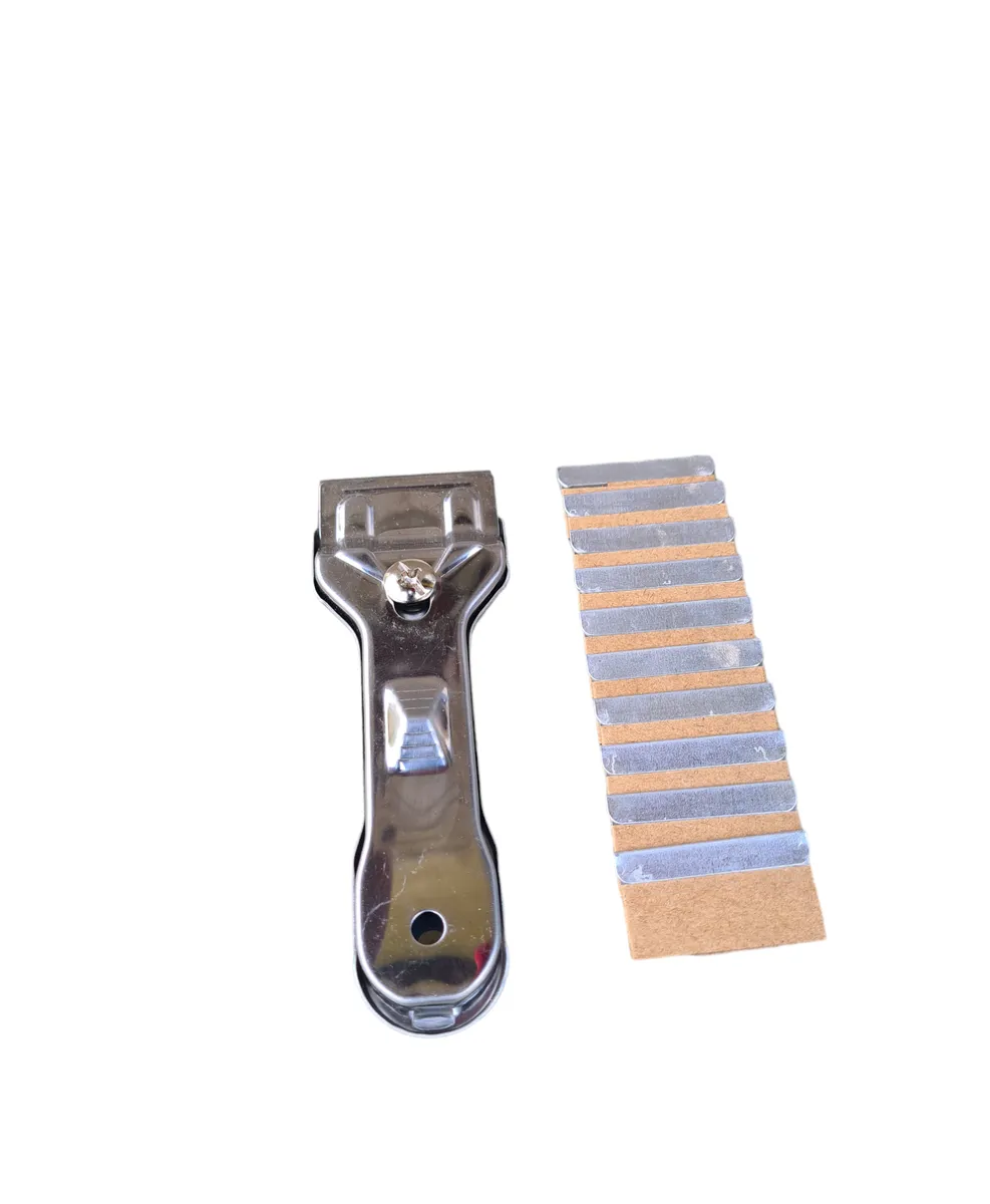 Wow Tools Retractable Stainless Steel Scraper With 25 Spare Blades