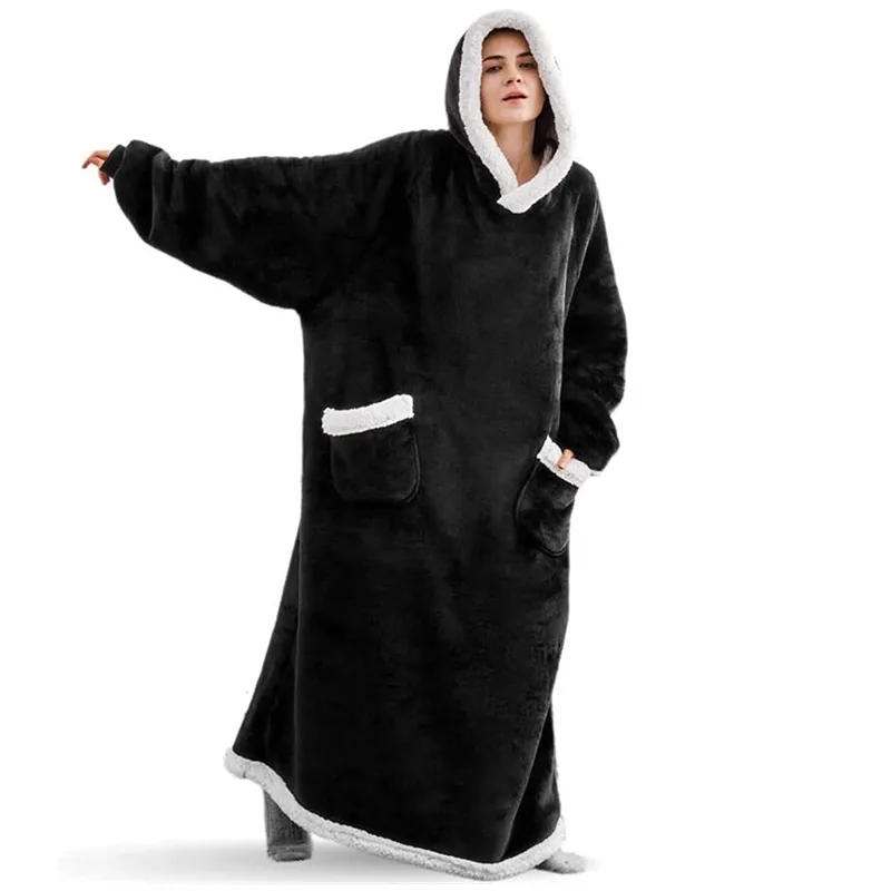 Oversize Snoodie-Blanket Hoodie - Black