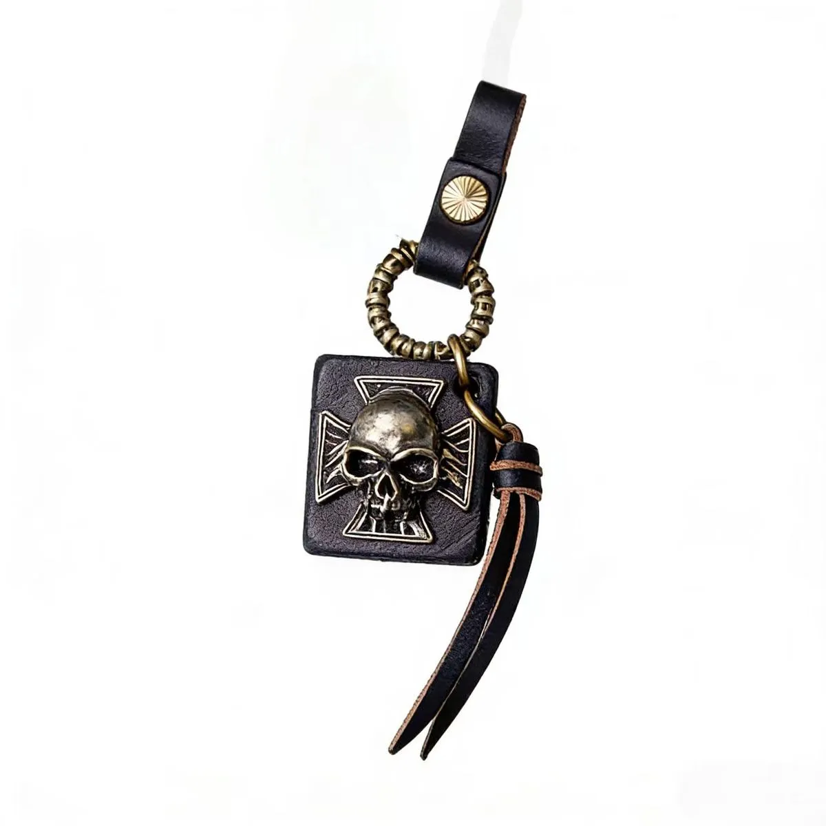 Handcrafted Wolf Head Leather Keychain | Vintage Biker Accessory