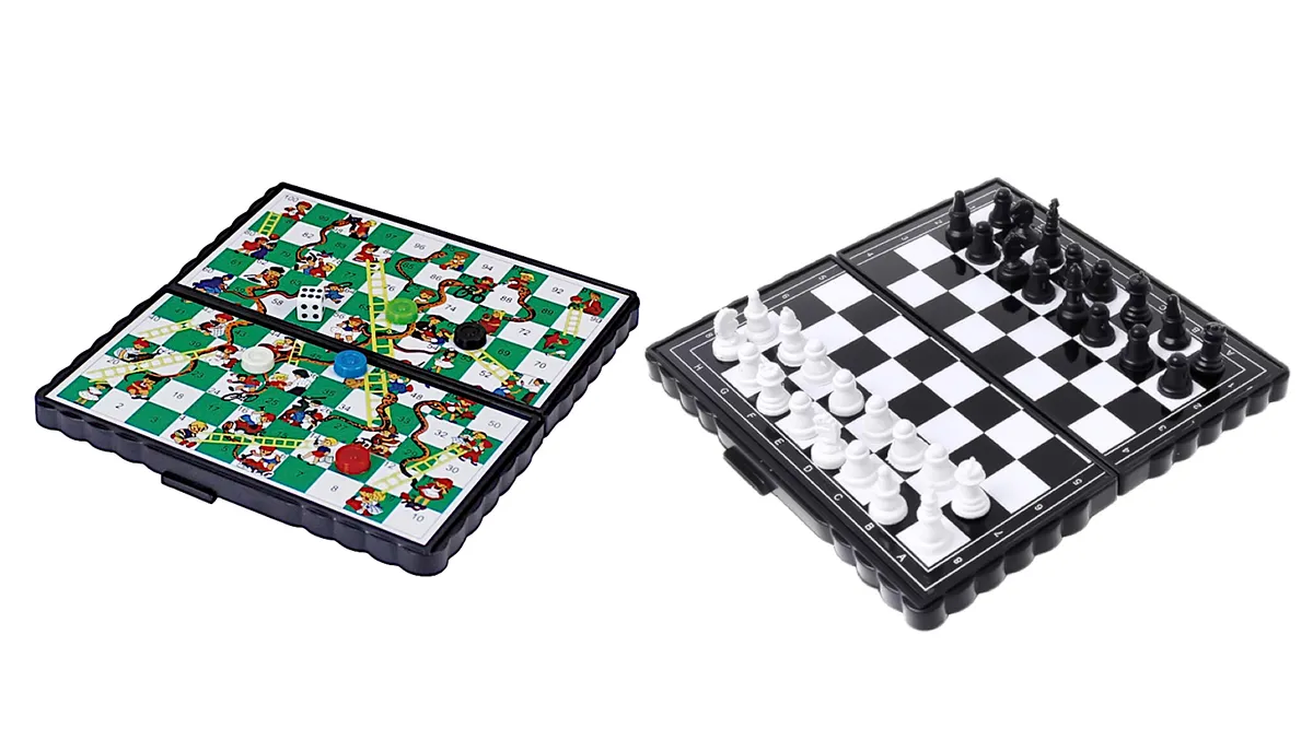 Double the Games, Double the Fun: Travel Chess and Snake & Ladders Combo!